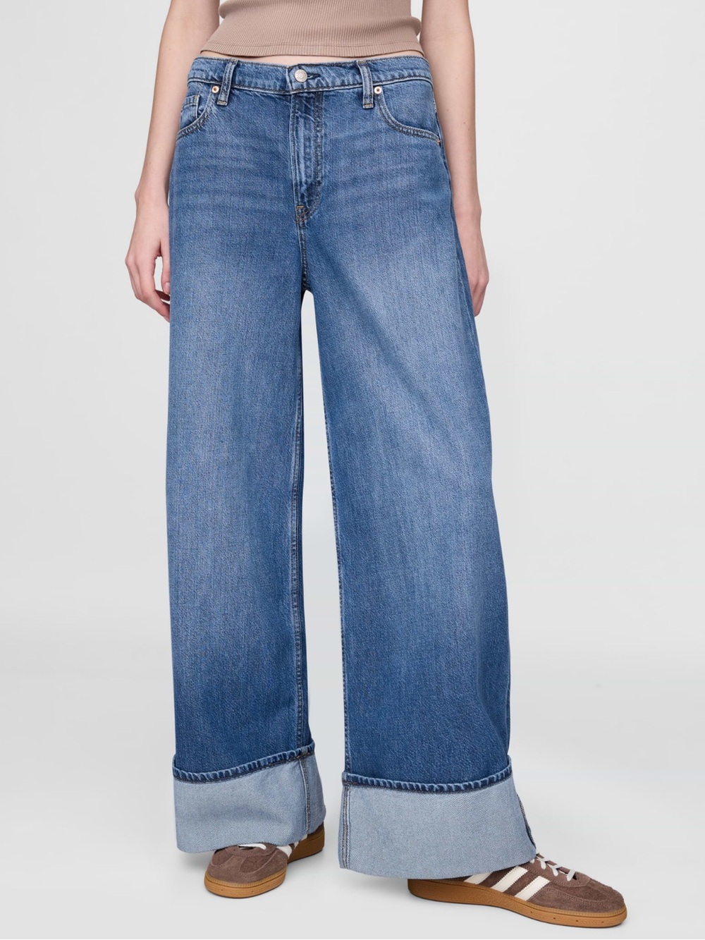 NWT GAP BAGGY MIDRISE JEANS - Ulta Soft Denim (8R/29)